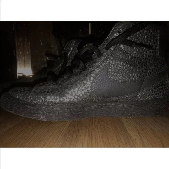 nike wmns blazer mid prm